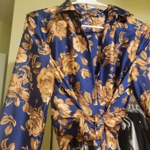 Very nice Zara dress never worn.